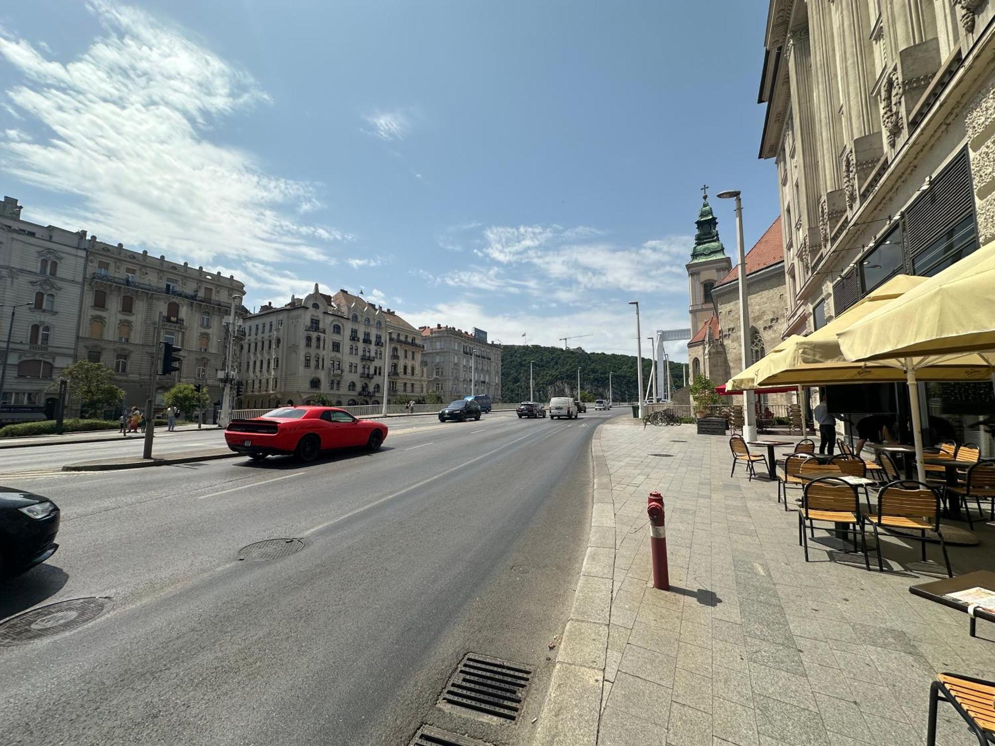 Bright Apartment In The Most Beautiful Street Of Budapest Vaci Street, Fashion Street Budapeste Exterior foto